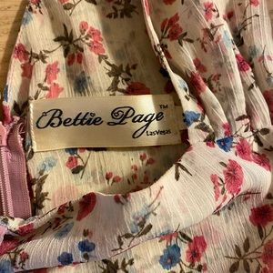 Bettie Page pencil spring dress